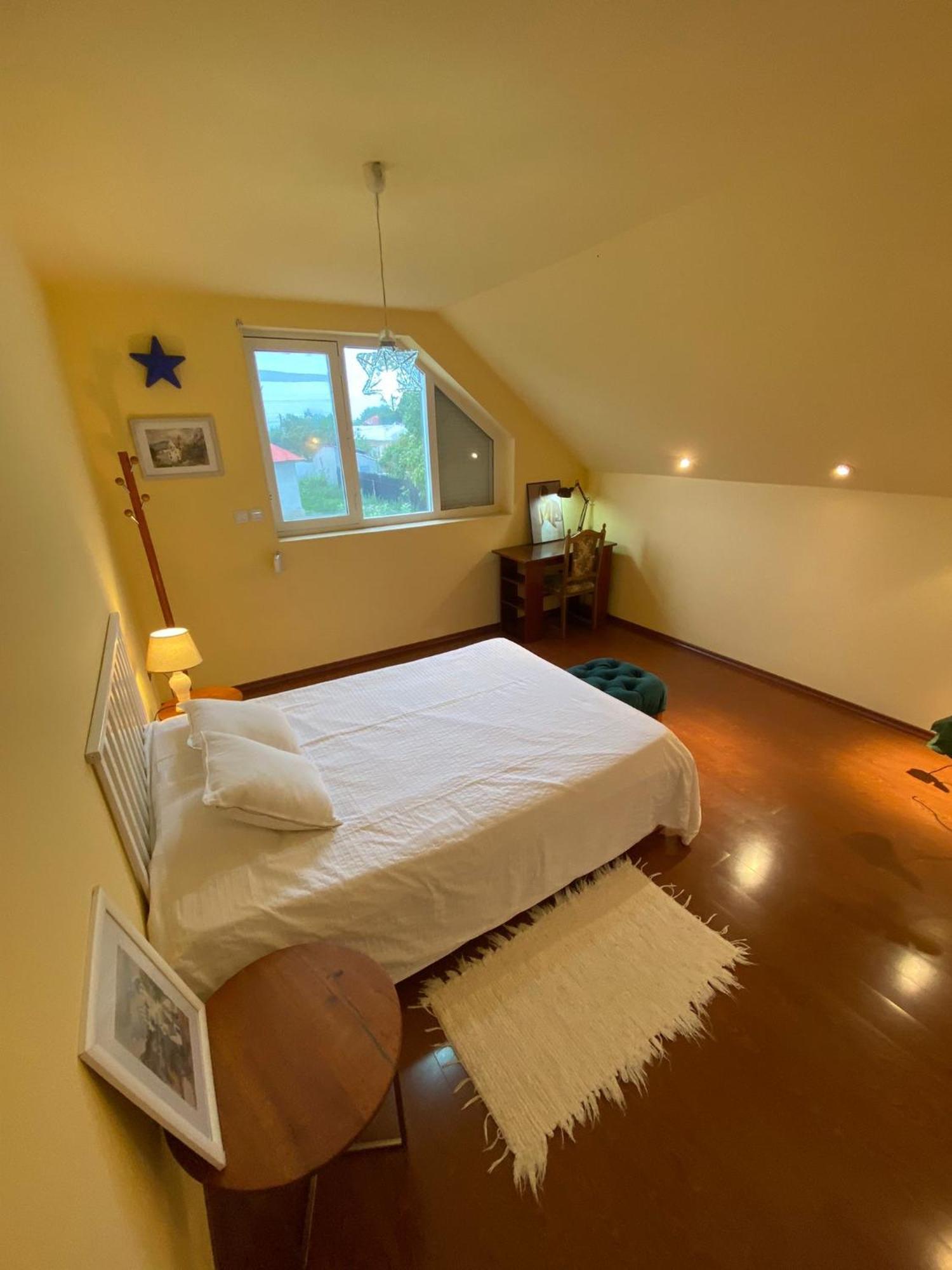 Cosy Bedroom For 2 With Balcony In A Family Villa Turnu Magurele ภายนอก รูปภาพ