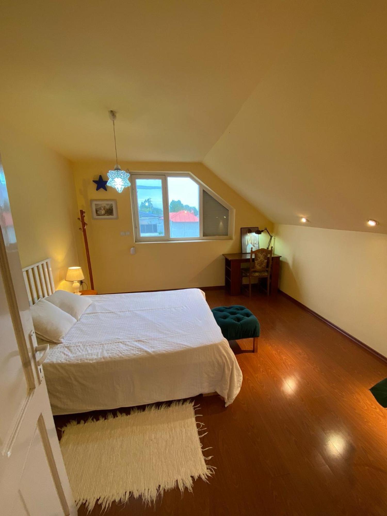 Cosy Bedroom For 2 With Balcony In A Family Villa Turnu Magurele ภายนอก รูปภาพ